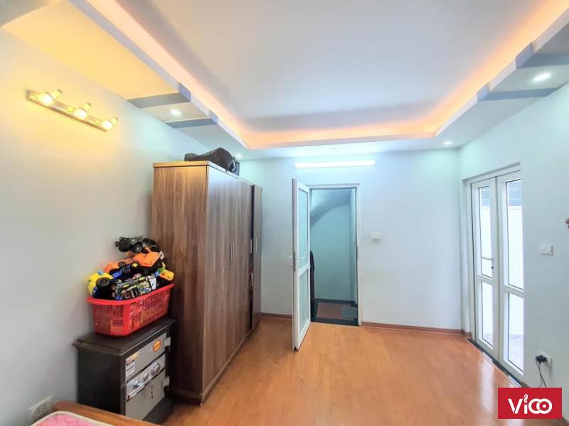 Bán nhà đẹp siêu hiếm khó kiếm Hoàng Mai, kinh doanh nhỏ , gần ô tô 40m2 chỉ 2.5 tỷ