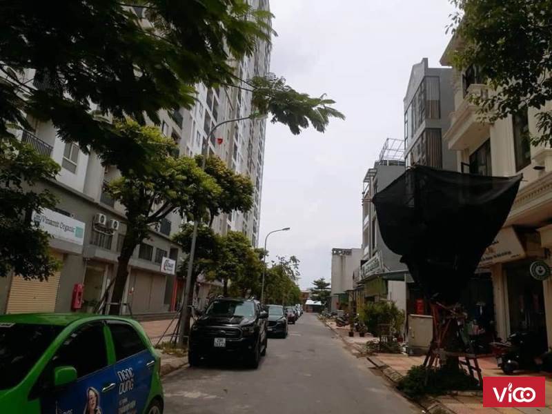 Bán nhà kinh doanh, thang máy Phúc Lơi Long Biên 80m2 5tầng. 8.8tỷ.