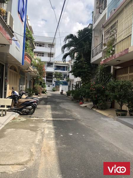 Kẹt ngân hàng bán gấp