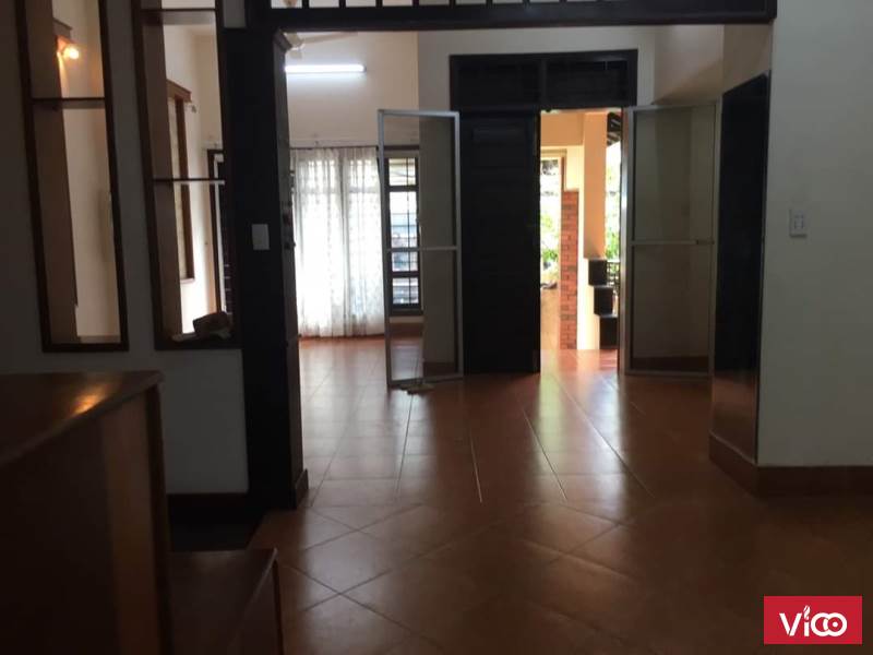 Cho thuê nhà nguyên căn 3 lầu có hầm gửi xe Thảo Điền quận 2