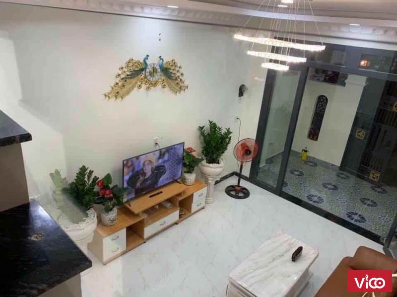 Bán gấp mặt tiền đường 8m, Cách mạng Tháng Tám, Tân Bình, 60m2 chỉ 7 tỷ 1