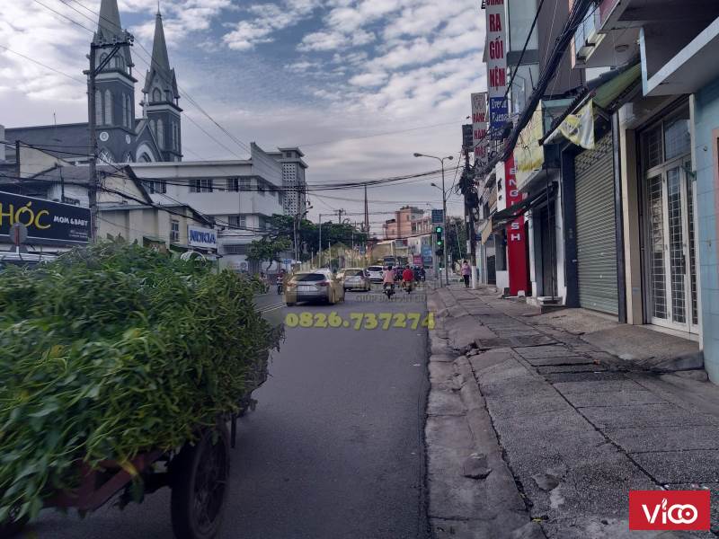 Nhà mặt tiền CMT8 Phú Cường Thủ Dầu Một Bình Dương. DT 96m2. Giá tốt. LH 0826737274