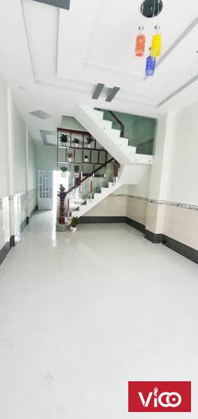 Cần tiền trả nợ ngân hang bán gấp 45m2 Bành Văn Trân, 3 tầng 5 tỷ 5