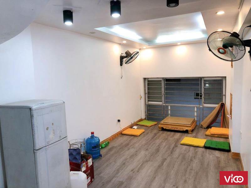 Bán Nhà Nguyến Trãi, Thanh Xuân DT 30m2 x 6 tầng , MT 3m , Giá 2,45 tỷ