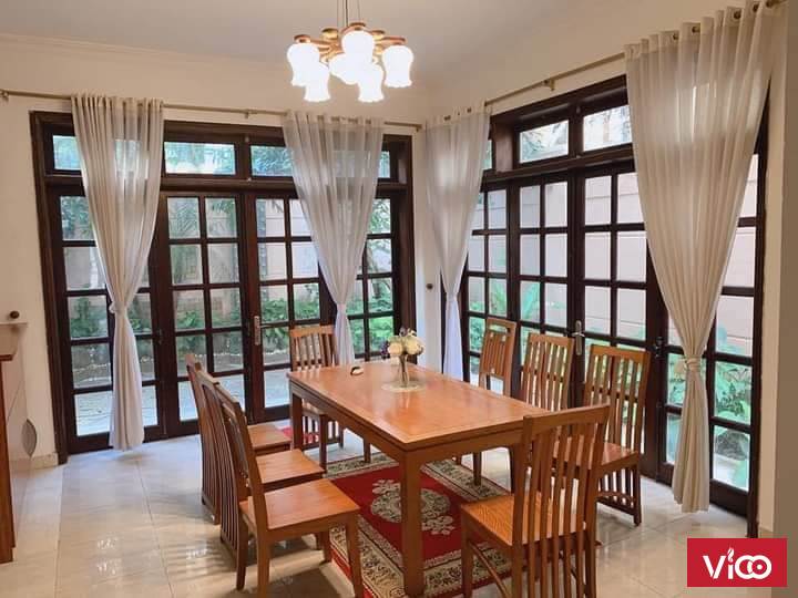 Bán biệt thự Ciputra Tây Hồ 200m2. Giá 140tr/m2