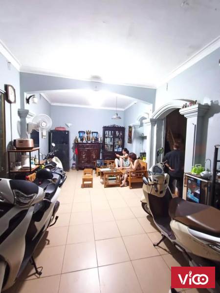 Lô góc 3 mặt thoáng,bán đất tặng nhà, kinh doanh đỉnh Đội Cấn Ba Đình