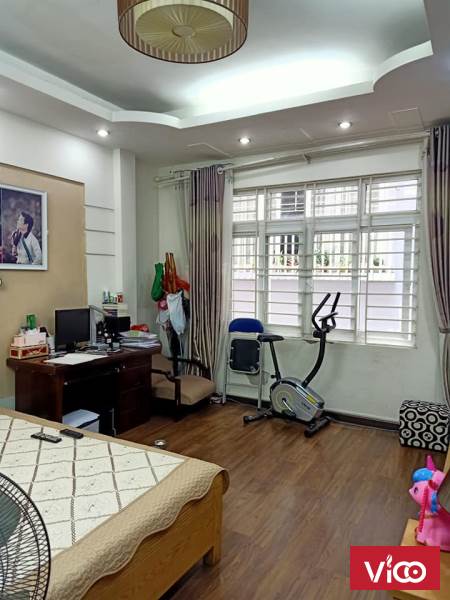 Bán nhà phố Cầu Am 40m2 5 tầng Mới chỉ 2,7 tỷ.