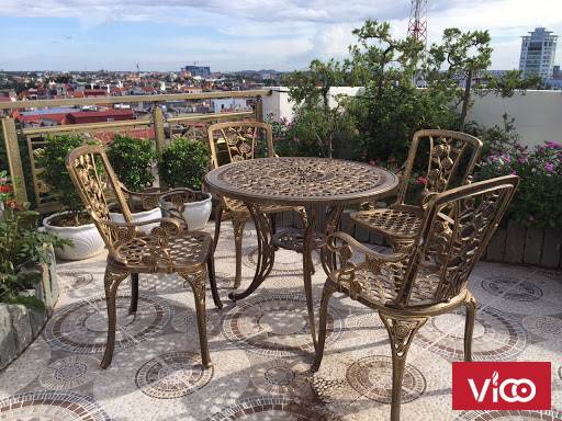 bàn ghế sắt mỹ thuật siêu đẹp giá rẻ nhất hiện nay