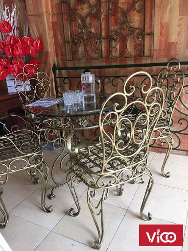 bàn ghế sắt mỹ thuật siêu đẹp giá rẻ nhất hiện nay