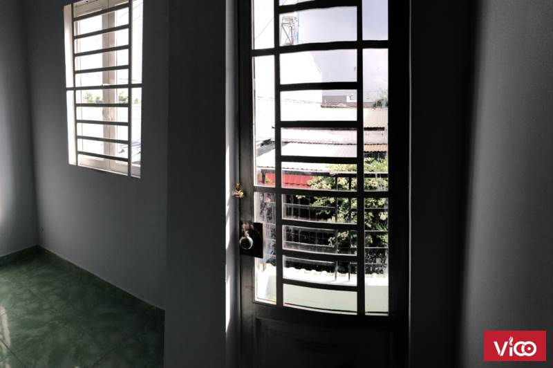 Nhà ấp 4 XTT.1 trệt 1 lầu. DT 4x7. đường nhựa 7m không lộ giới. Gía bán 890 triệu