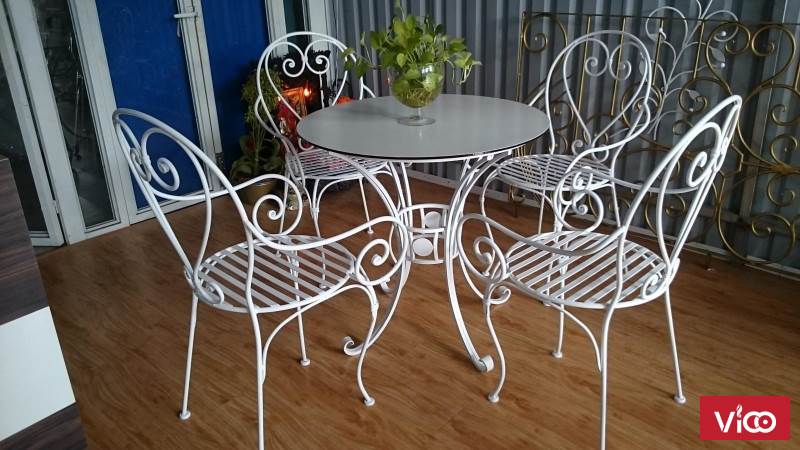 bàn ghế mỹ thuật sân vườn đẹp giá ưu đãi