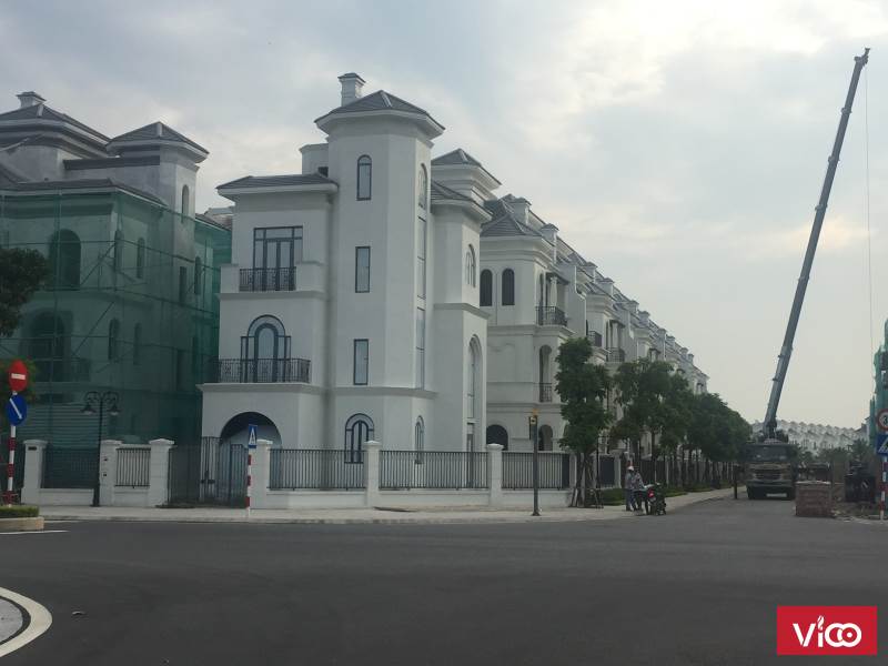 Bán siêu phẩm đơn lập góc Sao Biển 0233, 196,8m2, hướng Đông Bắc, Tây Bắc, mặt tiền 25,6m, đối
