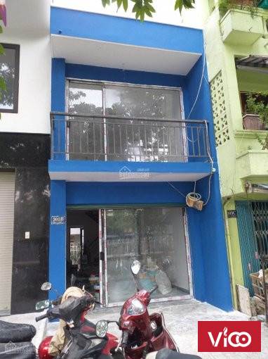 Cho thuê nhà mặt tiền quận 1 diện tích 35m2 1 trệt 1 lầu, tổng diện tích 70m2 giá 30tr/tháng.