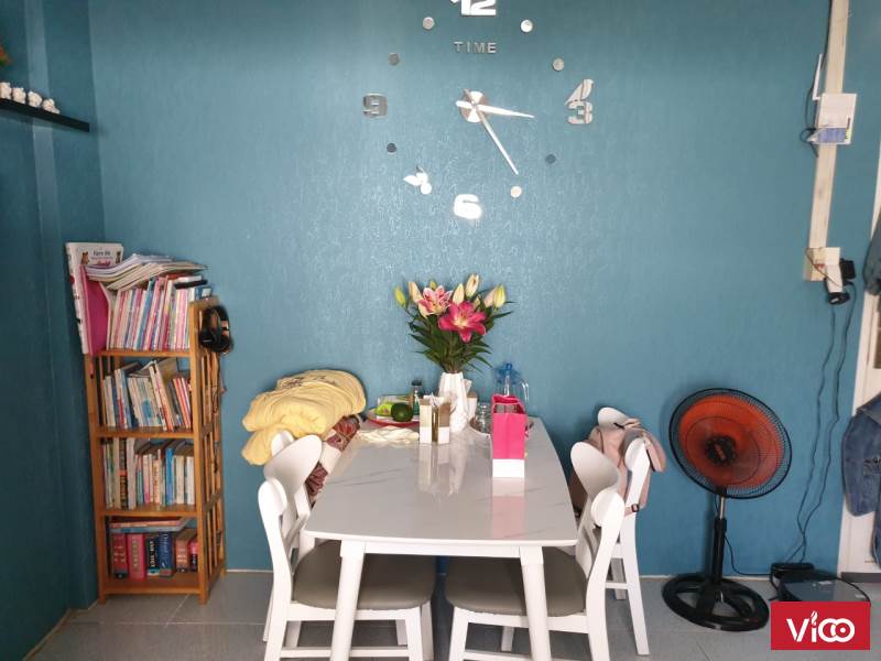 Cần bán Căn hộ Chung Cư Khu A2b, nhà mới sửa, sạch đẹp, dọn vào ở ngay