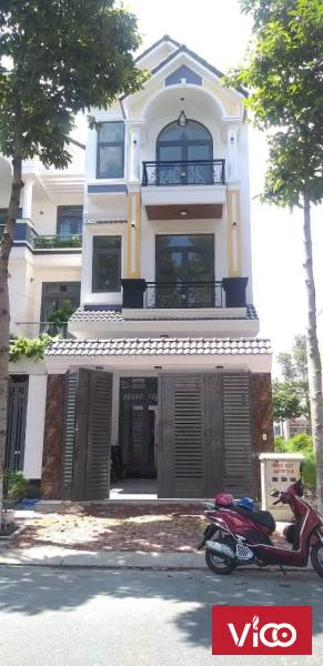 nhà MT trung tâm thủ dầu một, 100m2, full thổ cư