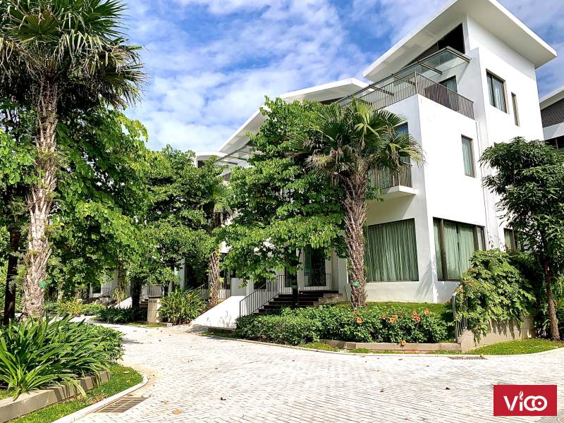 Bán villa Khai Sơn Hill, 237m2. mặt tiền 10m. Lô góc 3 mặt thoáng