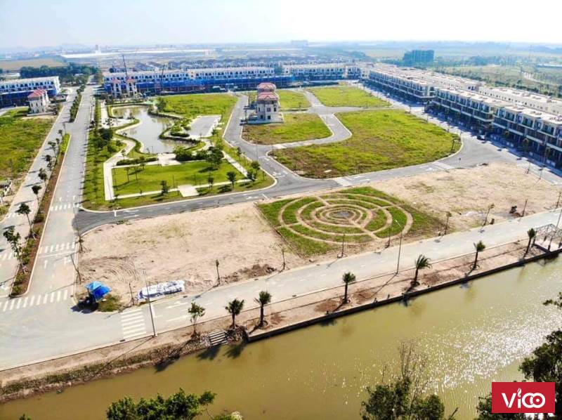 BÁN NHÀ PHỐ THƯƠNG MẠI VEN SÔNG CHỈ 986TR SỞ HỮU NGAY CĂN NHÀ 3 TẦNG ĐƯỜNG 17M. LH. 0933004066