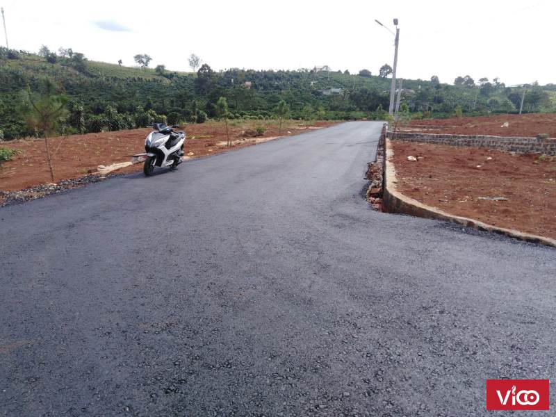 Bán Đất trung tâm đầm ri tại ngã 3 tâm nguyên , Bảo Lộc. Giá chỉ 700tr cho 300m2.
