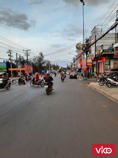 Bán giùm mảnh đất 300m2 Tại Lộc QuảngBảo Lâm