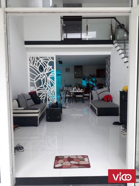 Cho thuê nhà phố Khang Điền 5X15, full nội thất giá 13 triệu/ tháng