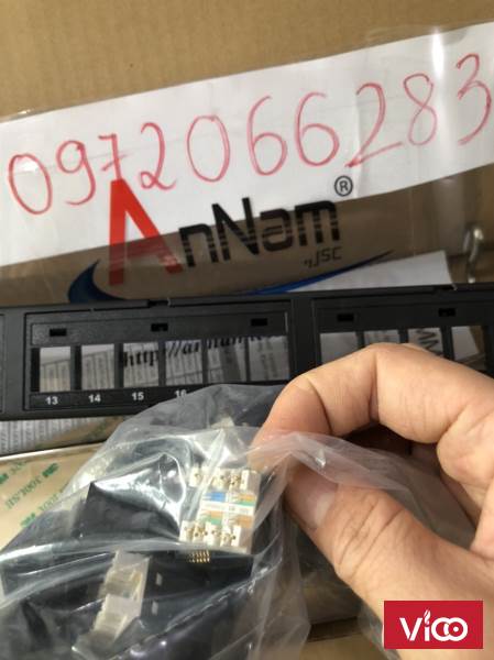 Thanh đấu nối patch panel 24 cổng cat6 UTP,1U mã 760237040 913750552