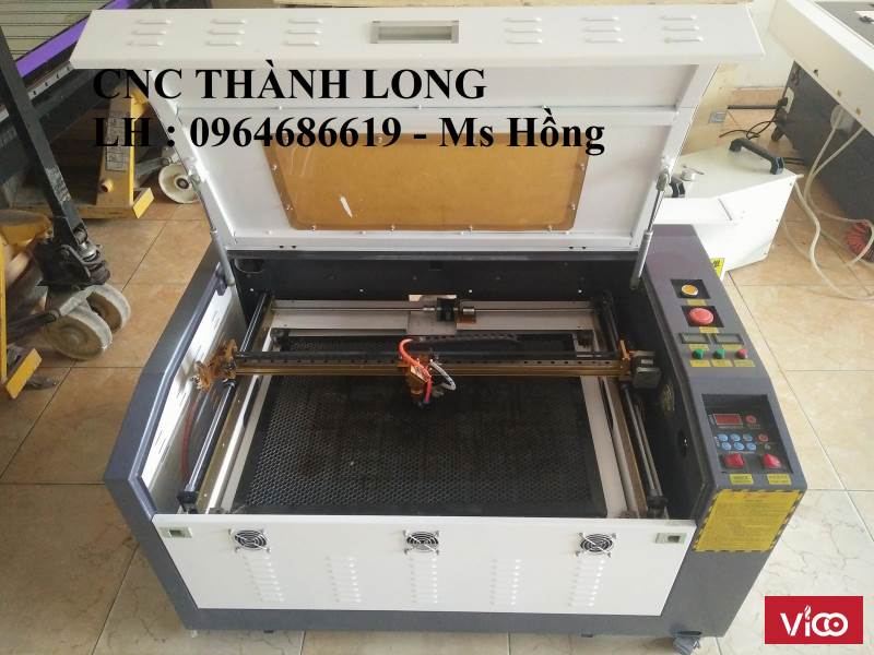 Máy laser CO2 6040 cắt khắc mica, khắc quà tặng lễ tết