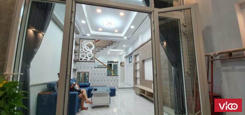 Bán nhà đường Bùi Thế Mỹ, 2m ra mặt tiền, ô tô vào nhà