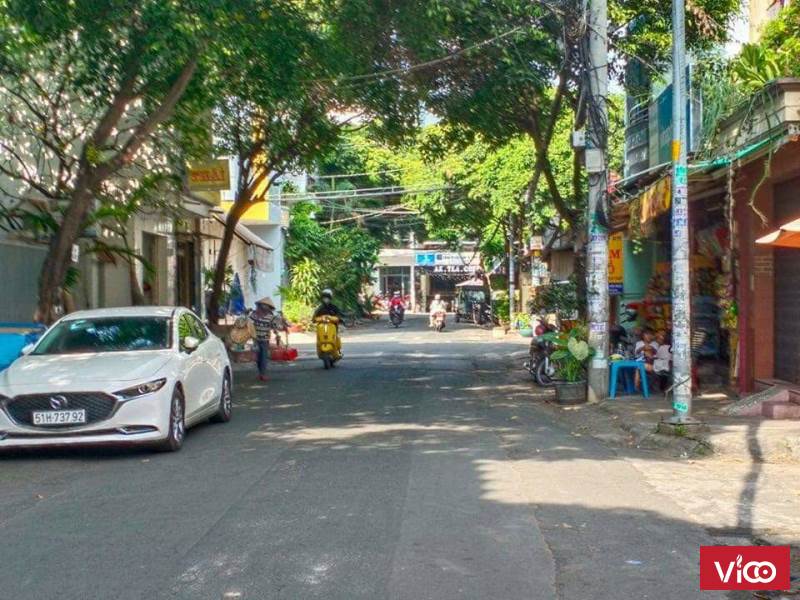 Bán nhà đường Bùi Thế Mỹ, 2m ra mặt tiền, ô tô vào nhà