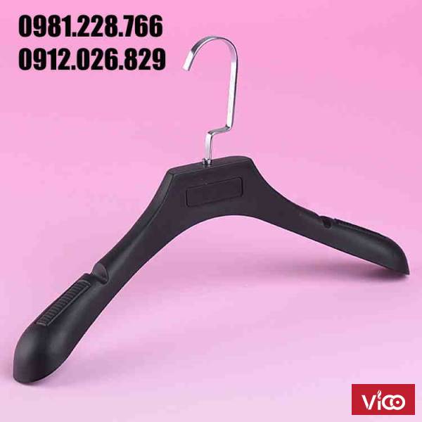 Báo giá móc treo quần áo nhựa đen rẻ nhất thị trường