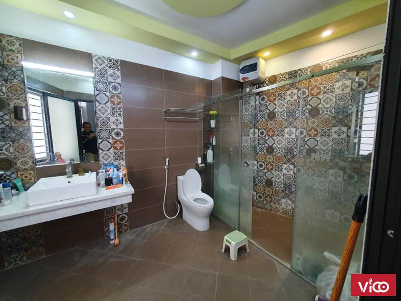 BÁN GẤP NHÀ Q. HAI BÀ TRƯNG LÔ GÓC 2 MẶT THOÁNG CÁCH PHỐ VÀI BƯỚC CHÂN