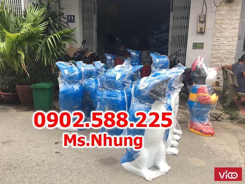Thùng rác chim cánh cụt nhựa Composite màu xanh dương