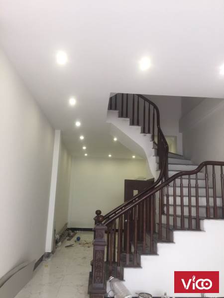 Chính chủ bán nhà Trần Hữu Dực, DT 39m2 x 5 tầng, 2 mặt thoáng, hướng Đông Nam.