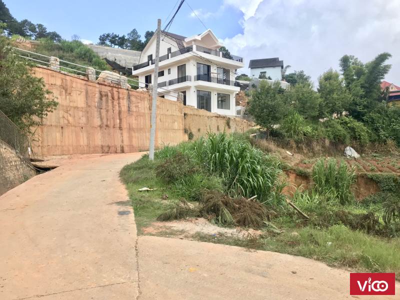 Kẹt tiền bán nhanh lô đất đầu tư nghỉ dưỡng tại Đà Lạt 202m2 xây dựng giá 4.9 tỷ có tl