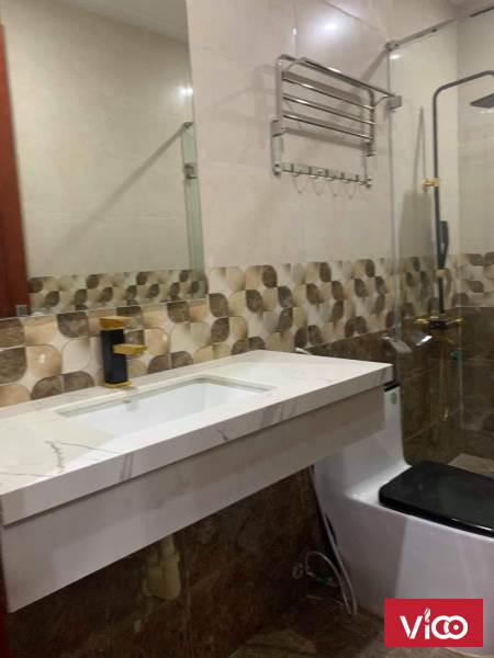 NHÀ MỚI ĐẸP THANH XUÂN THANG MÁY GARA 51m 6 tầng 9 tỷ.