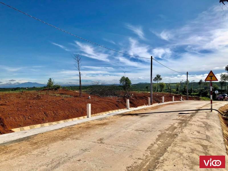 Bán đất nằm trong đambri Diện tích 270m2 ( 10m 27m ) 0971628386