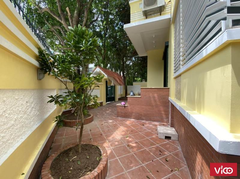 Cho thuê biệt thự khu 1,3ha Quảng An, vị trí đắt giá nhất Tây Hồ