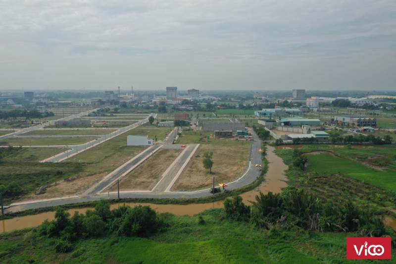 Đất sổ sẵn , dân cư đông , full thổ cư , mặt tiền Nguyễn Trung Trực, sang tên công chứng liền !