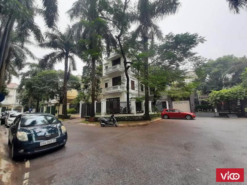 BÁN NHÀ 28 TỶ, NHÀ ĐẸP KHU CIPUTRA, TÂY HỒ, LÔ GÓC, DT 184m, 3 TẦNG, MT 15m