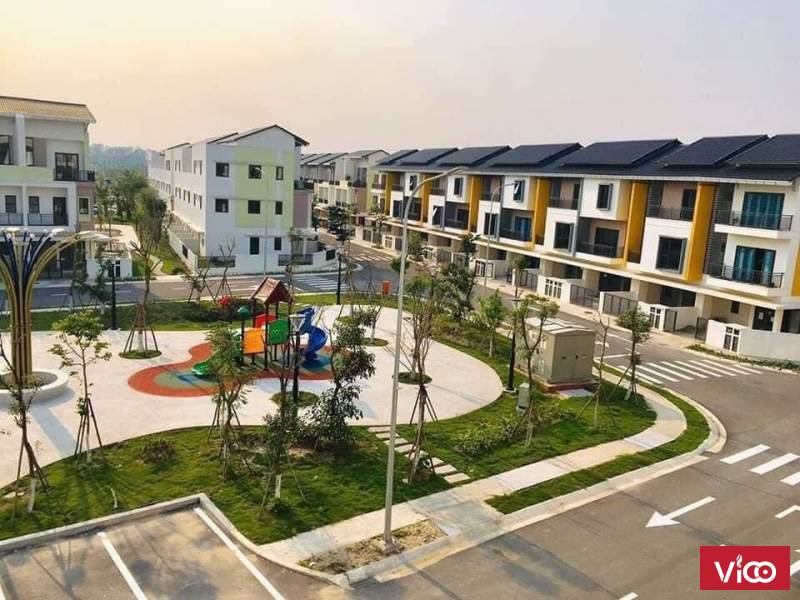 chính chủ bán căn nhà 3 tầng dt. 75m đường 12m giá 2,2 tỷ. lh. 0933004066