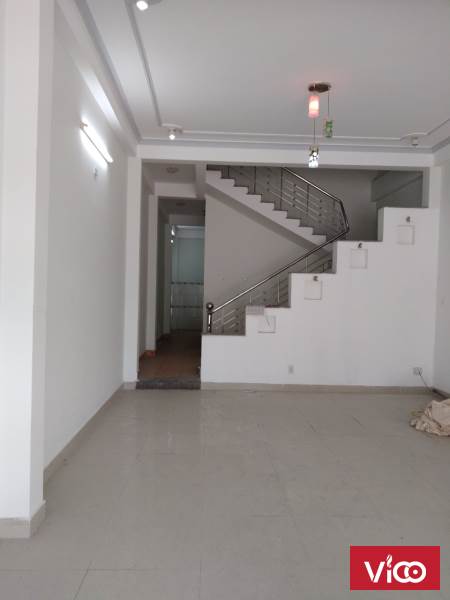 Nhà 3 tầng đường 10m5, đối diện bến xe Đà Nẵng, ngayNamTrân