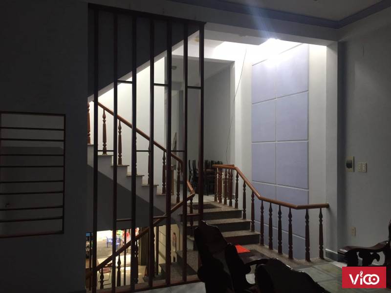 Nhà 3 tầng đường 10m5,đối diện KTX DMC,đang cho thuê 10tr