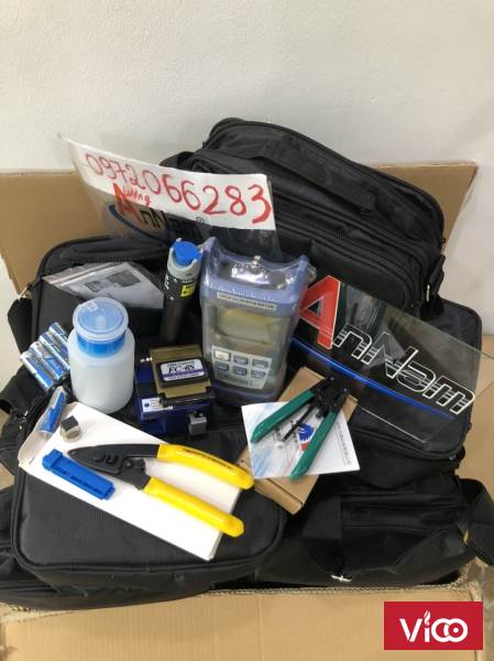 Bộ dụng cụ thi công cáp quang TL06/FTTHlàm quang