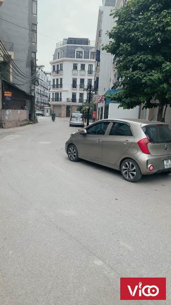 ĐÌNH THÔN ÔTÔ ĐỖ CỔNG KINH DOANH ONLINE VỊ TRÍ ĐẸP NHÀ ĐẸP