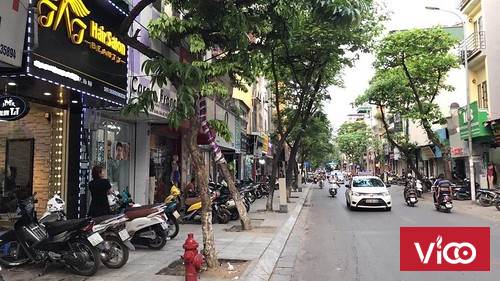 CẦN BÁN GẤP NHÀ MẶT PHỐ HÀNG CÓT VỈA HÈ RỘNG GIÁ CỰC TỐT.