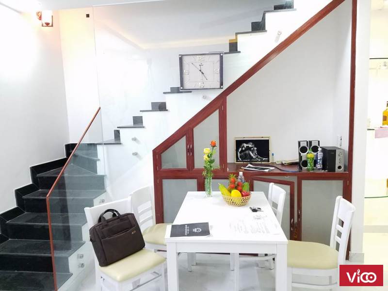 Xe hơi ngủ trong nhà cách mặt tiền 10m. Trần Quý Cáp, P13, Bình Thạnh, 58m2, 6.9 tỷ