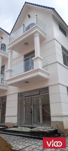 Nhà đất Đà lạtcần bán nhà gần trung tâm thành phố đà lạt có đường ô tô rộng Thích hợp nghỉ dưỡng