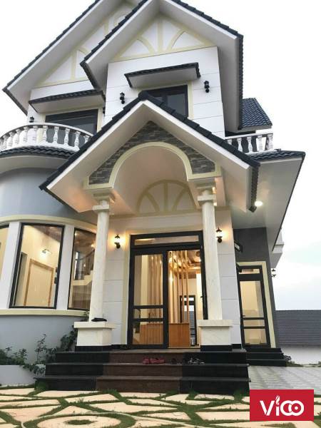 Nhà Đất Đà Lạtcần bán biệt thự Nam Hồ nội thất sang trọng sân vườn 4 phía thích hợp để nghĩ dường