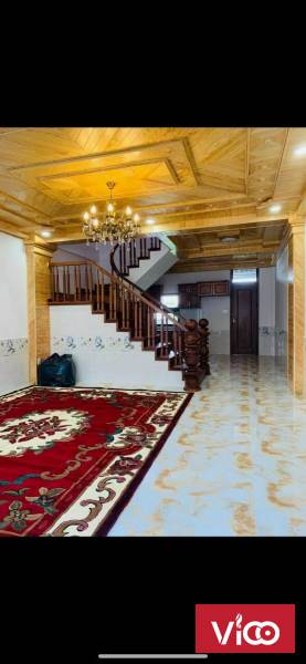 Cần bán nhà Đà lạt gần chợ gần trường nội thất sang trọng thận lợi cho gia chủ định