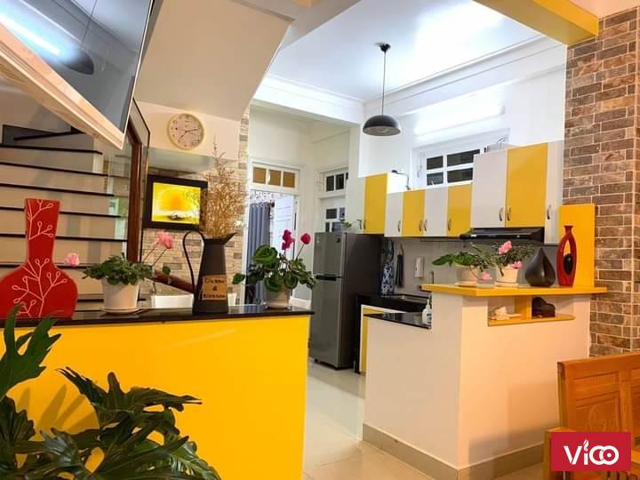 Nhà Đất Đà Lạt cần bán biệt thự rọng rãi thoải mái gần nhiều khu du lịch đường xe