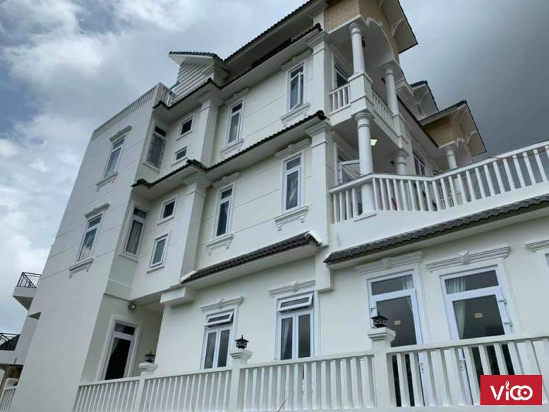 Cần bán khánh sạn Hùng Vương Đà Lạt có 17 phòng view đồi thông không gian thiết kế sang